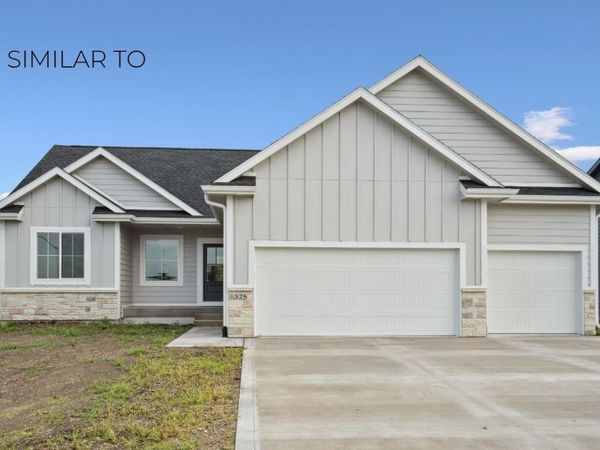 2908 Oak Street , Norwalk, IA 50211
