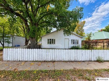 507 E 2nd Street, Valentine, NE 69201