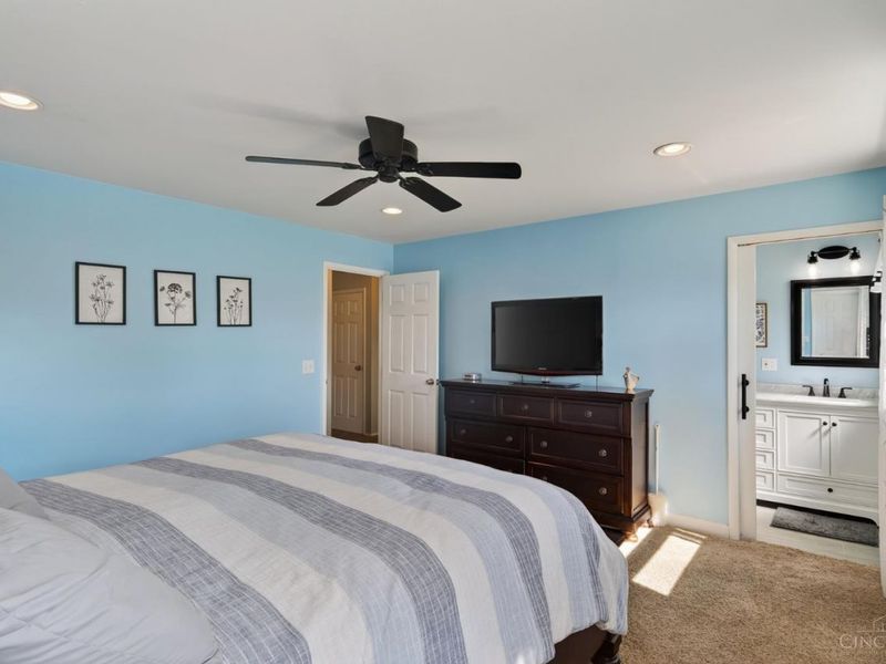 5525 Stokeswood Ct, Delhi Township, OH 45238 Photo 17