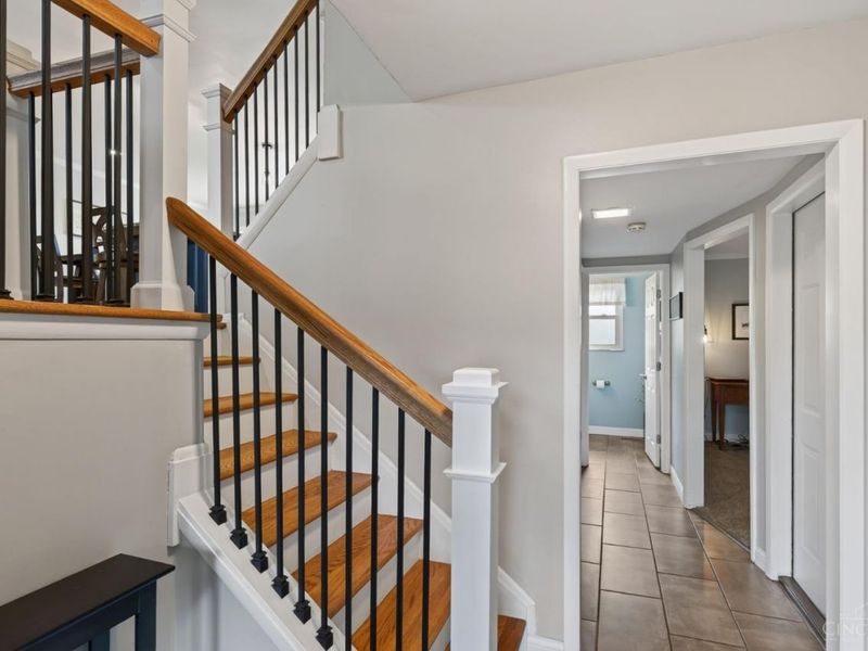 5525 Stokeswood Ct, Delhi Township, OH 45238 Photo 4