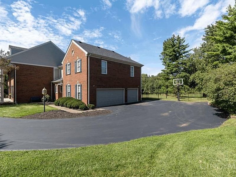 5025 Rollman Estates Drive, Amberley, OH 45236 Photo 66
