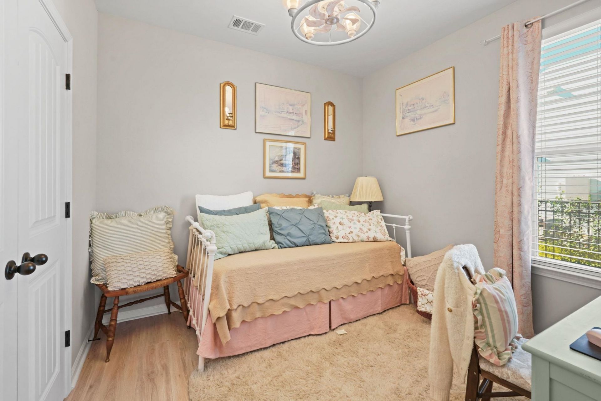 750 Hickman St. Photo 35