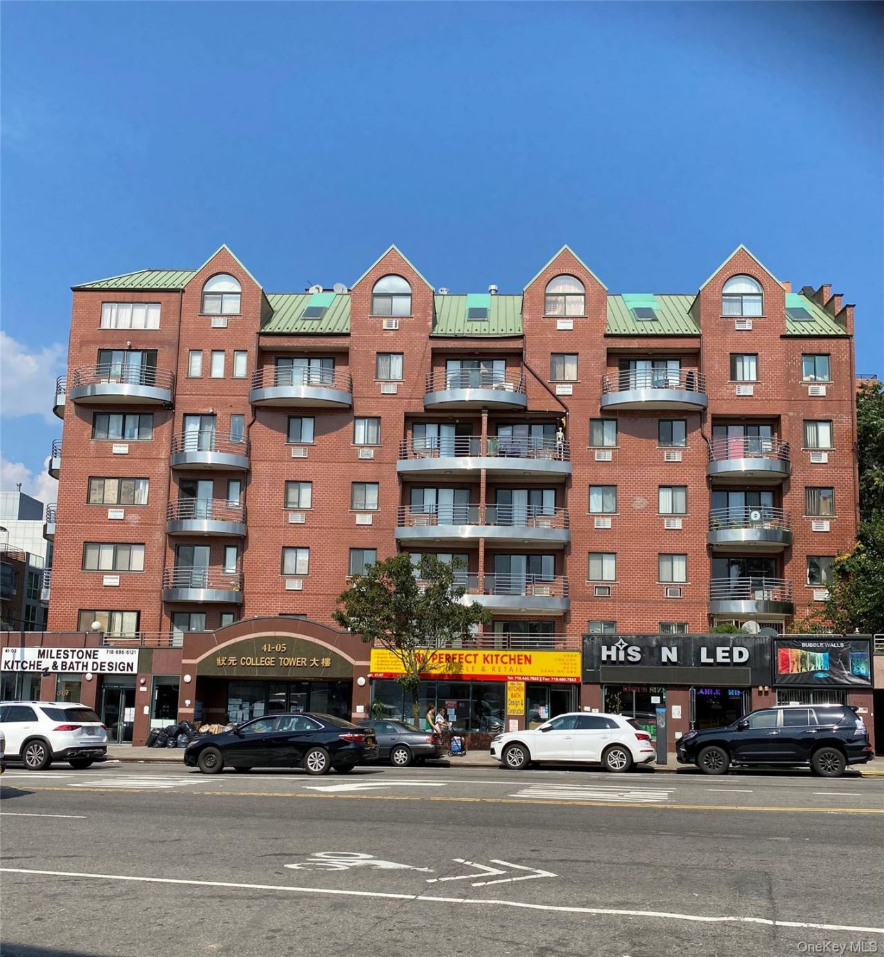 41-05 College Point Boulevard , Unit 2F, Flushing, NY 11355 Main Photo