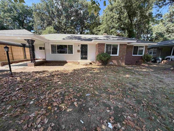 959 COLONIAL RD, Memphis, TN 38117