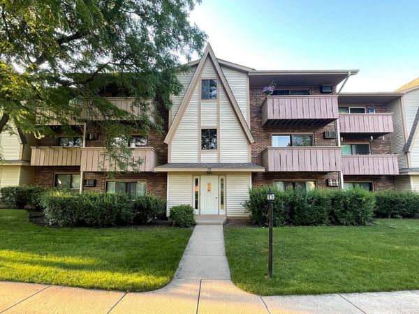 13 Echo Court , Unit 10, Vernon Hills, IL 60061