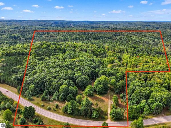 5079 Alden Highway, Bellaire, MI 49615