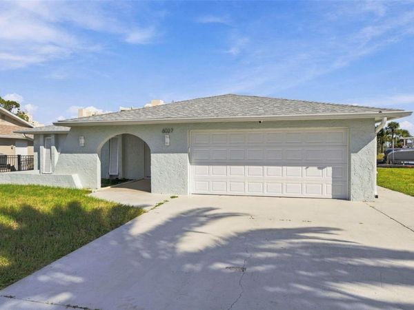 6027 BEVERLY DRIVE , HUDSON, FL 34667
