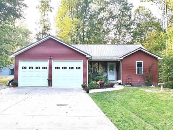 2902 W Stratford Circle , Crawfordsville, IN 47933