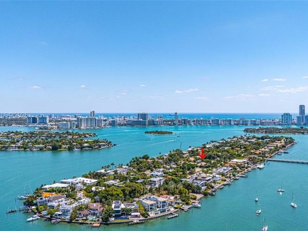116 W 1st Ct , Miami Beach, FL 33139