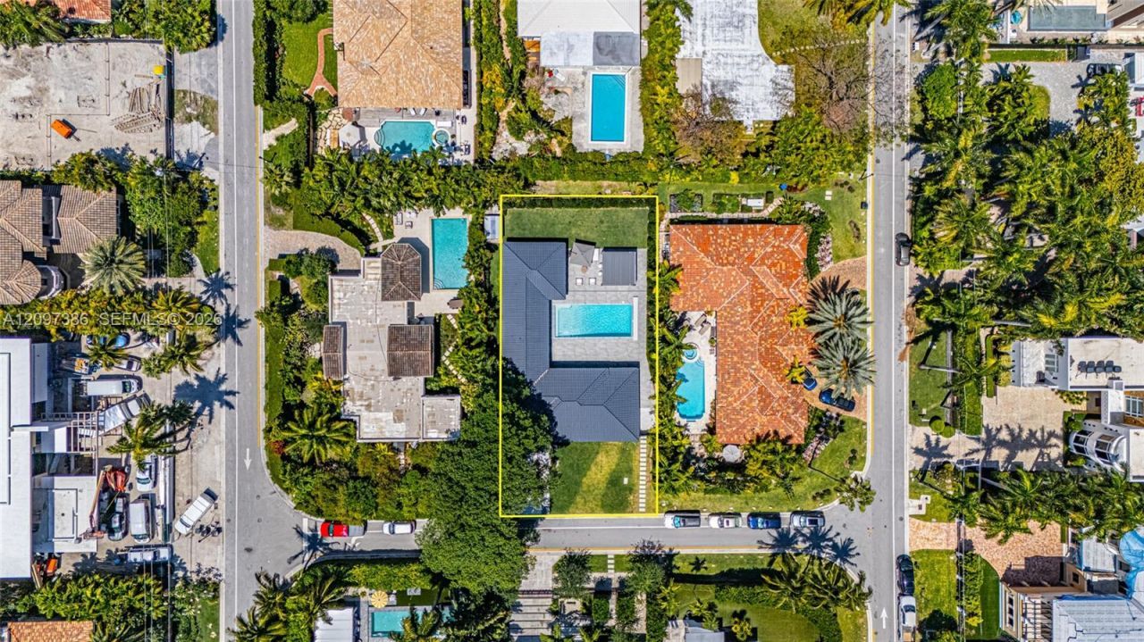 116 W 1st Ct , Miami Beach, FL 33139 Photo