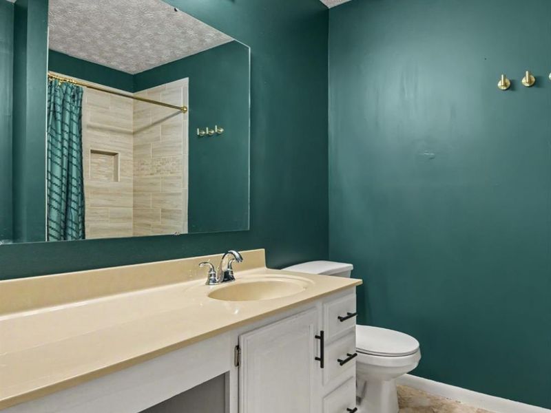 9901 Regatta Drive, Unit 205, Cincinnati, OH 45252 Photo 21