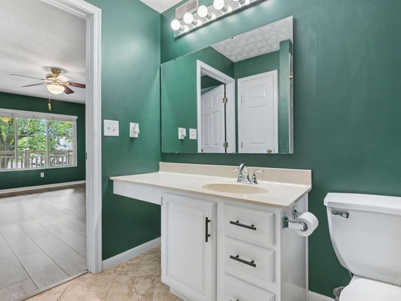 9901 Regatta Drive, Unit 205, Cincinnati, OH 45252 Photo 22