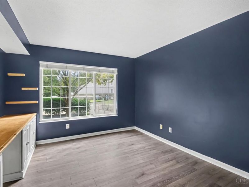 9901 Regatta Drive, Unit 205, Cincinnati, OH 45252 Photo 25