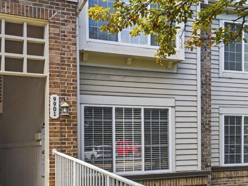 9901 Regatta Drive, Unit 205, Cincinnati, OH 45252 Photo 4