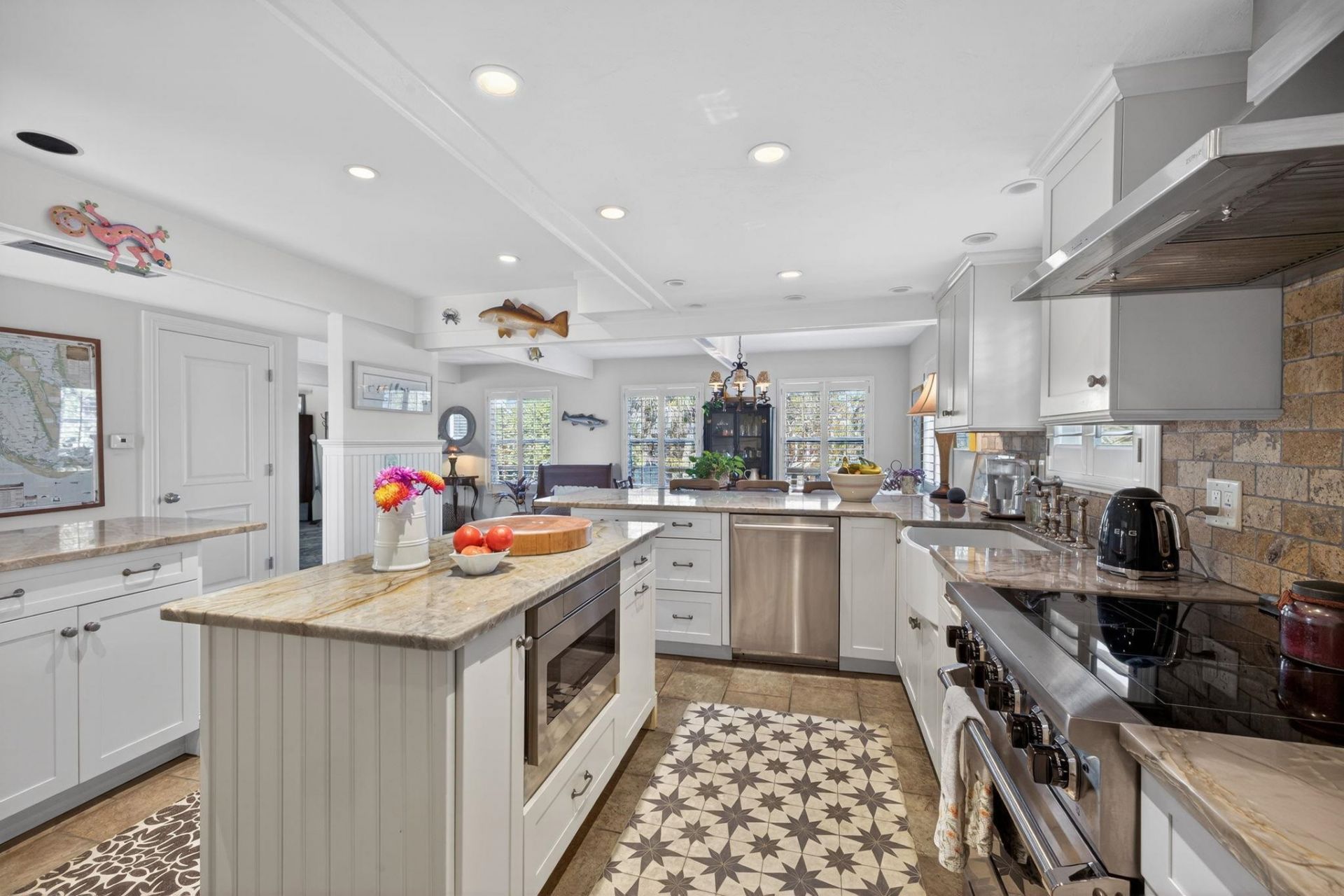 6143 Castaways Ln, Sanibel, FL 33957 Photo