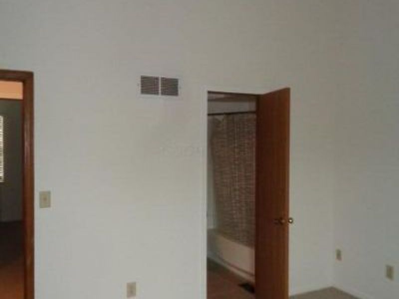 5294-5296 Brandy Oaks Lane, Columbus, OH 43220 Photo 50