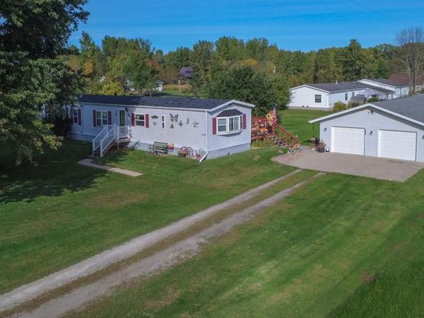 886 LILLY ROAD, Little Suamico, WI 54141