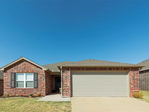 609 Audrey Drive, Tuttle, OK 73089