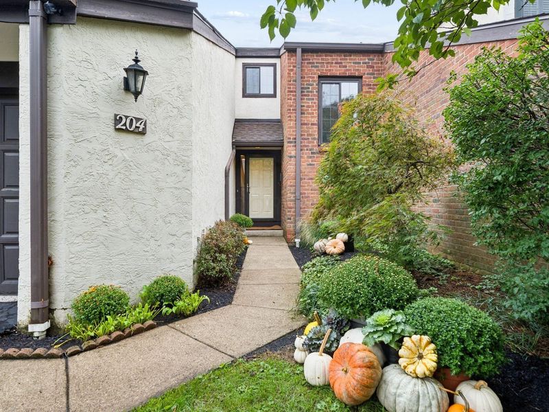 204 Saint Jacques Street, Unit 23B, Worthington, OH 43085 Photo 5