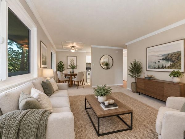 2095 Oak Bay Ave, Unit #301, Oak Bay, BC V8R 1E6