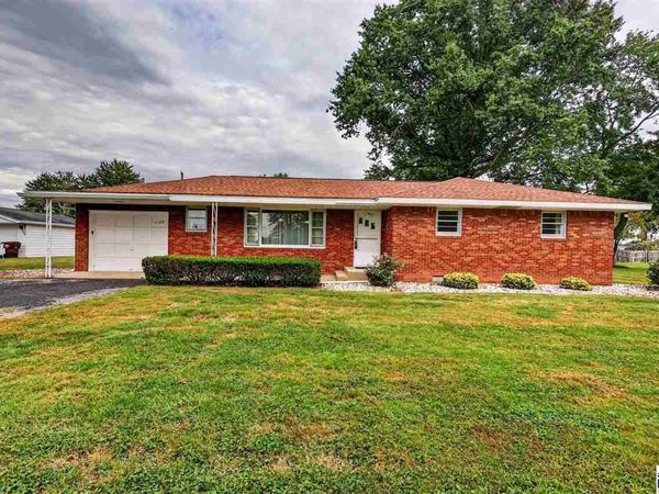 1128 E Wood Lane, Terre Haute, IN 47802