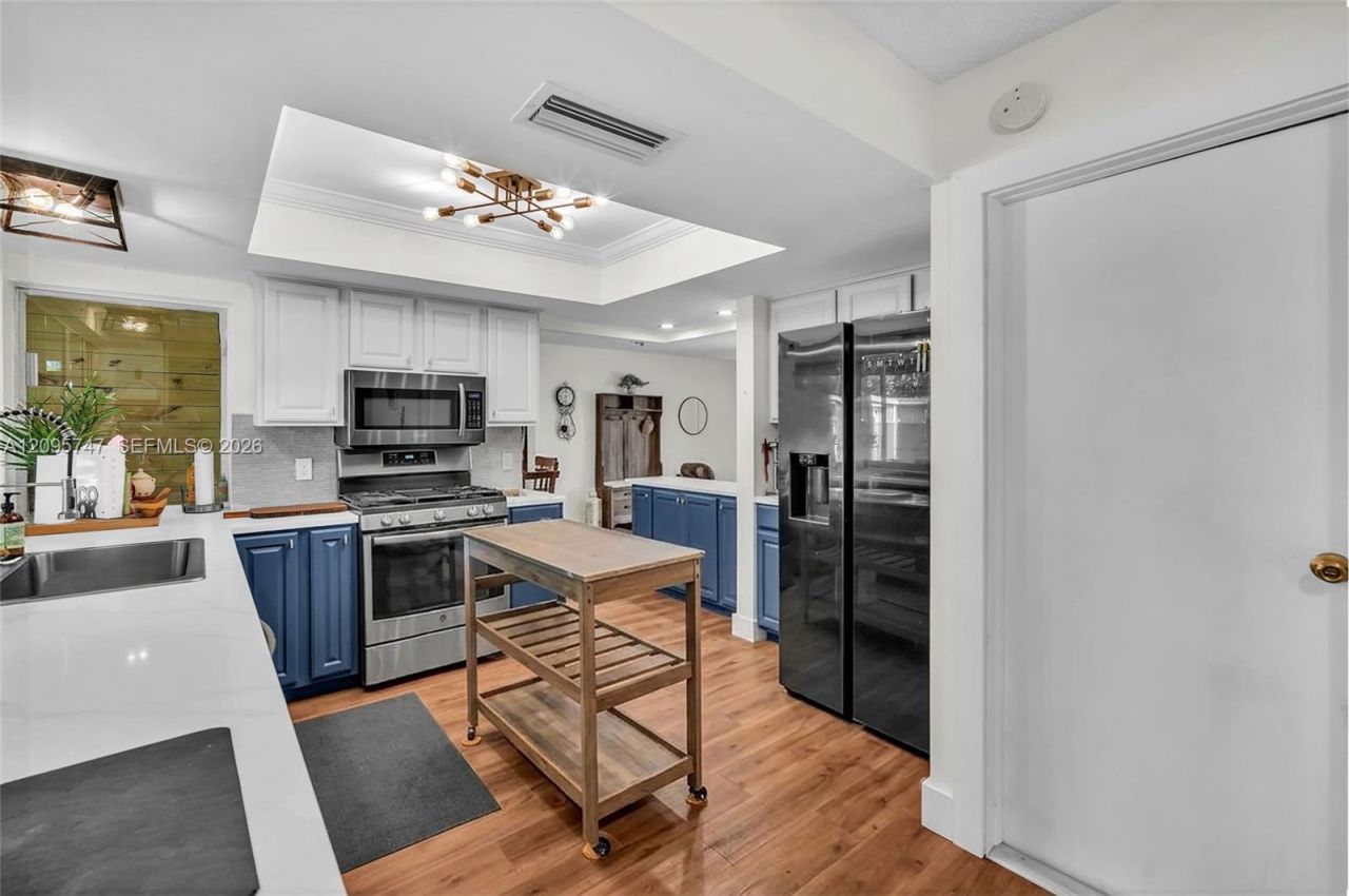 9261 NW 24th Pl, Sunrise, FL 33322 Photo