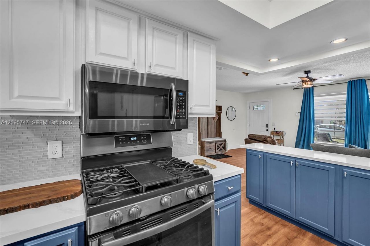 9261 NW 24th Pl, Sunrise, FL 33322 Photo