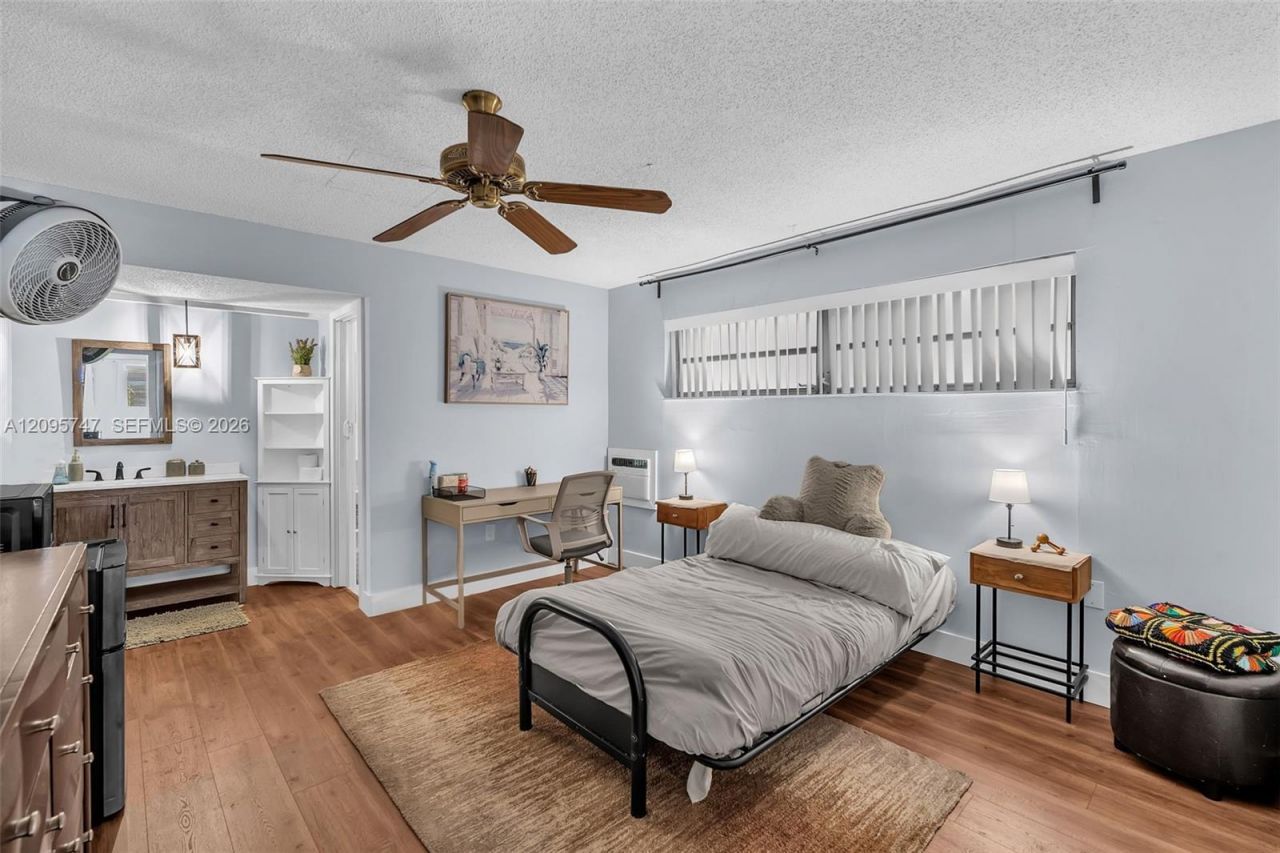 9261 NW 24th Pl, Sunrise, FL 33322 Photo