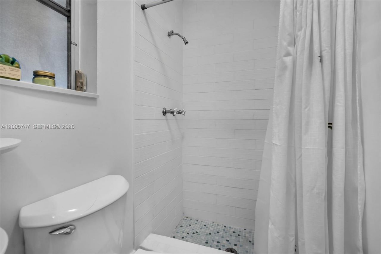 9261 NW 24th Pl, Sunrise, FL 33322 Photo