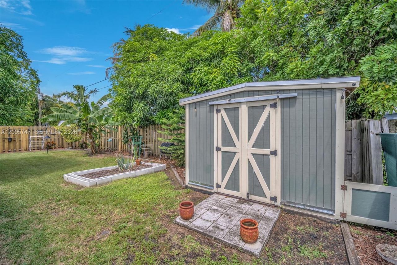 9261 NW 24th Pl, Sunrise, FL 33322 Photo