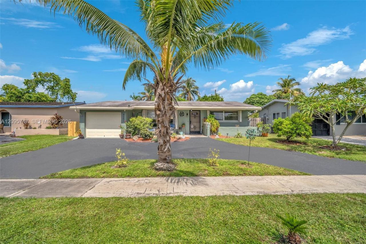 9261 NW 24th Pl, Sunrise, FL 33322 Photo