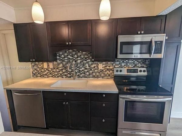 9331 SW 4th St , Unit 221A, Miami, FL 33174