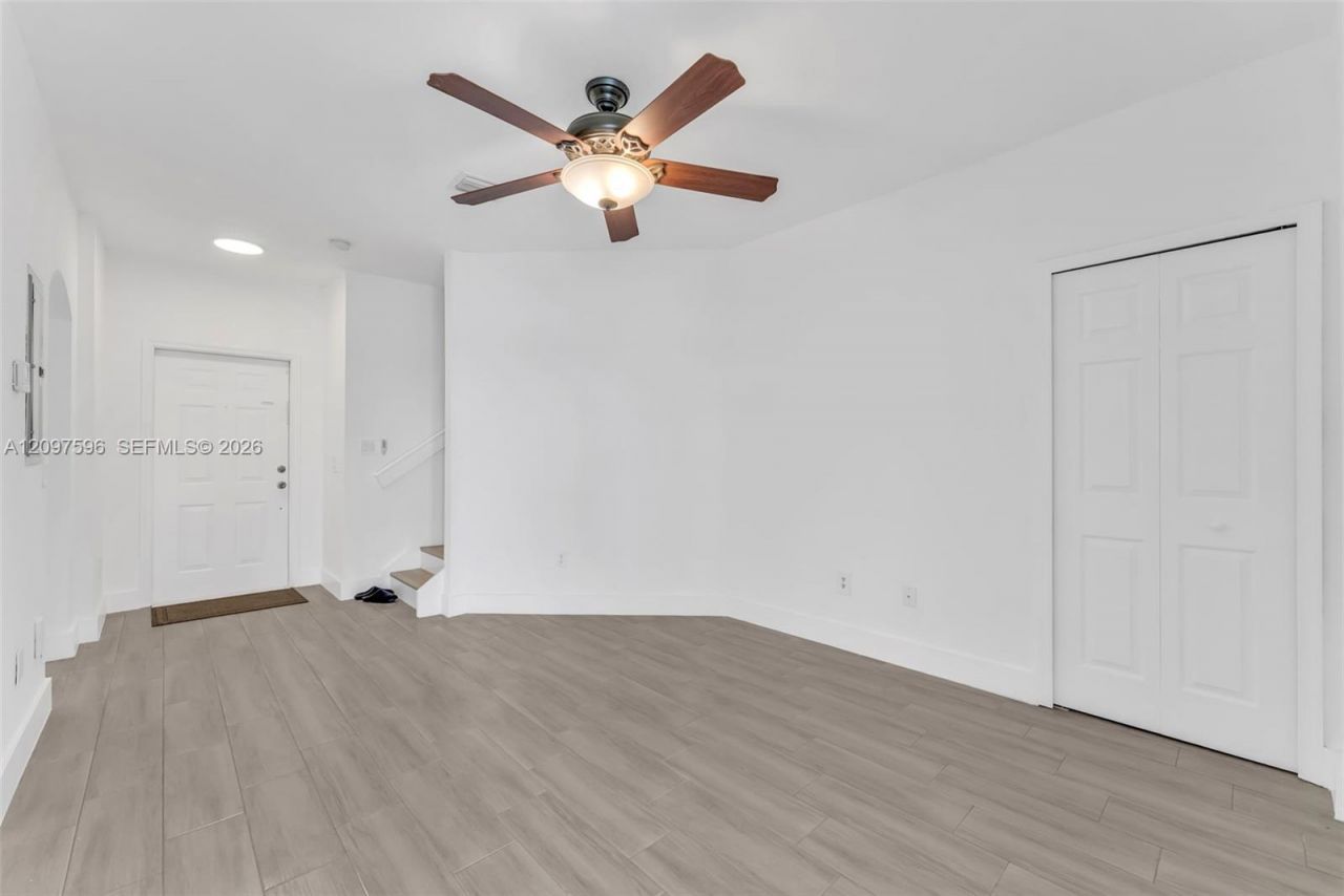 3907 SW 155th Ave, Unit 315, Miramar, FL 33027 Photo