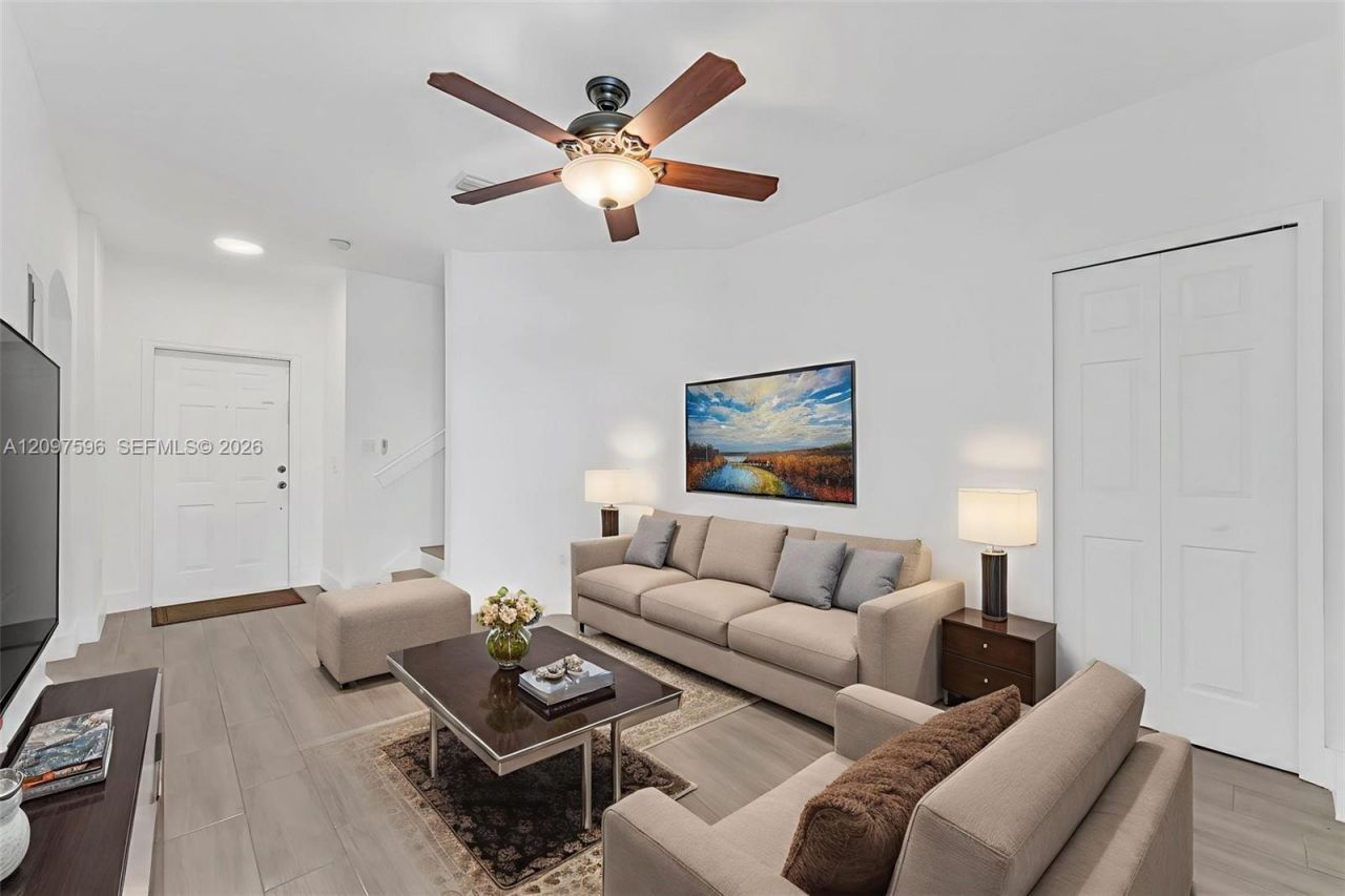 3907 SW 155th Ave, Unit 315, Miramar, FL 33027 Photo