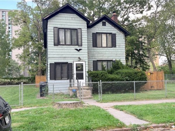 739 8th Street , Niagara Falls, NY 14301
