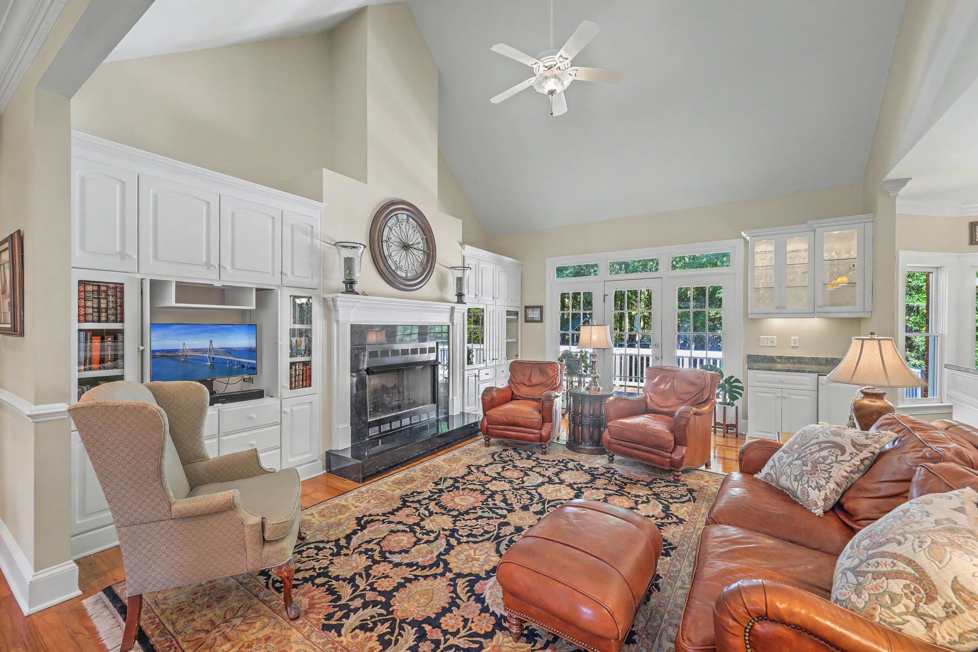 8648 Timbermarsh Lane Photo 14