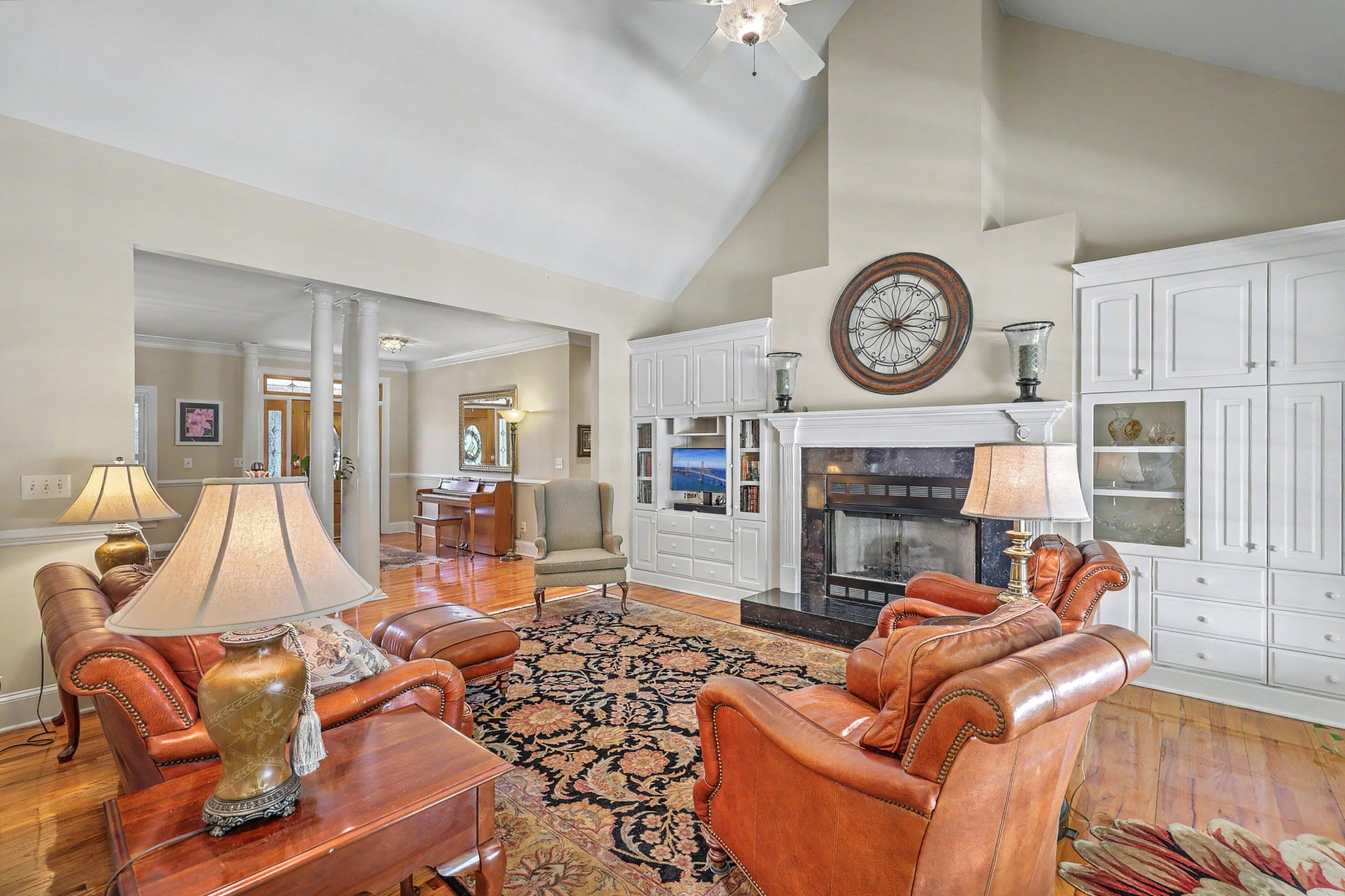 8648 Timbermarsh Lane Photo 15