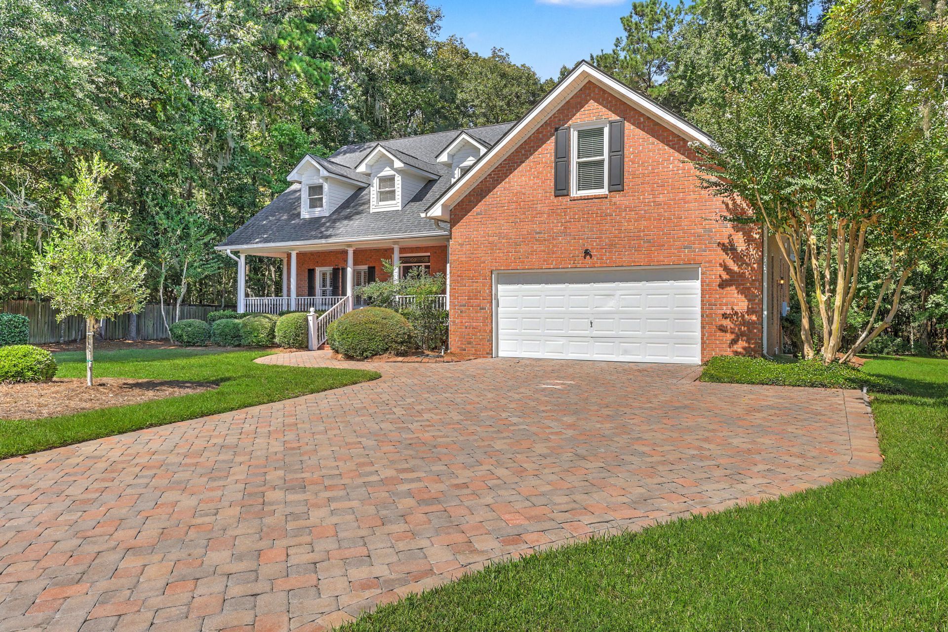 8648 Timbermarsh Lane Photo 4