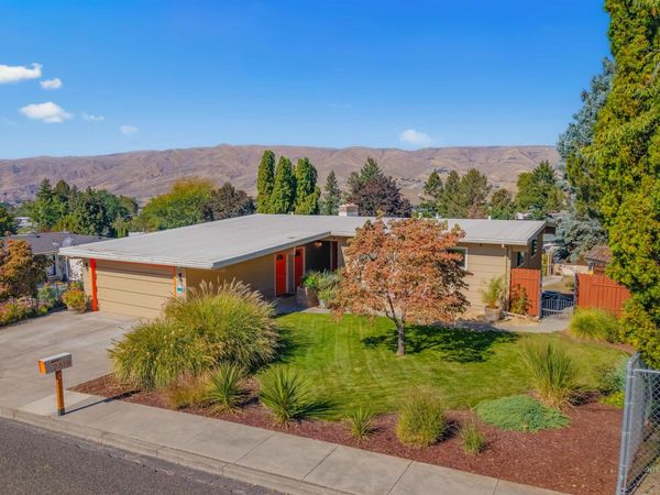 2619 11th Ave, Lewiston, ID 83501