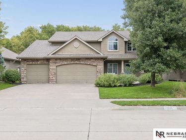 11903 S 47th Street, Papillion, NE 68133
