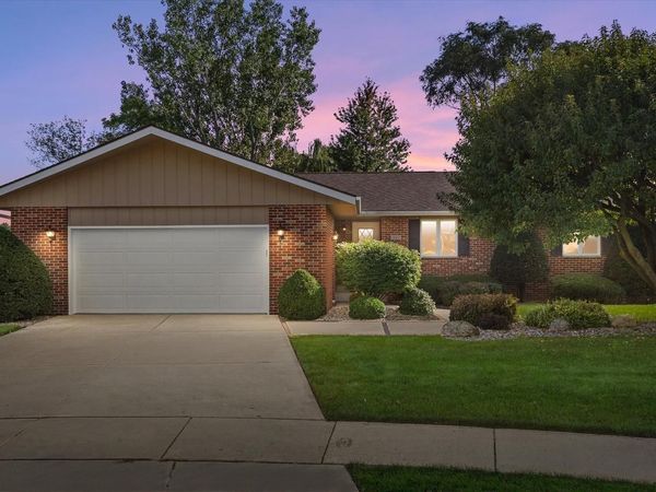 8225 64th AVENUE, Kenosha, WI 53142