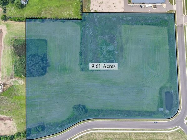 3045 Stone Gate Drive , Saint Cloud, MN 56301