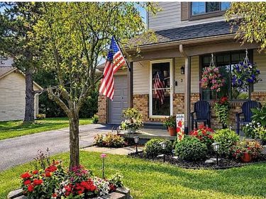 249 Wind Way Drive, Unit 249, Walled Lake, Mi 48390