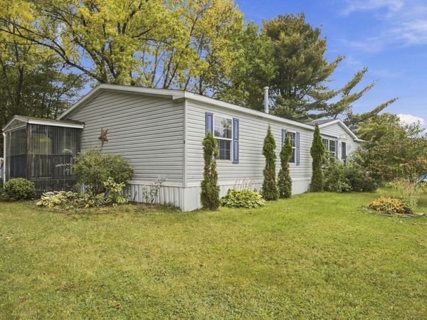 3 Maple Way , Augusta, ME 04330