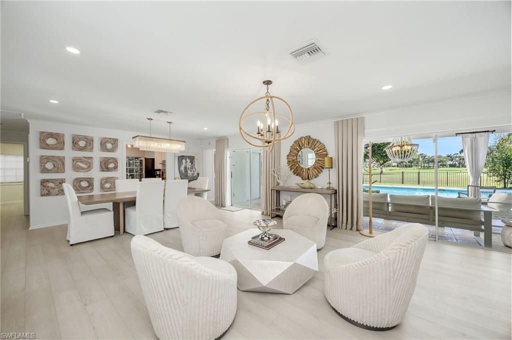 2728 Crayton Rd , Naples, FL 34103 Photo