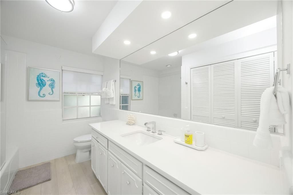 2728 Crayton Rd , Naples, FL 34103 Photo