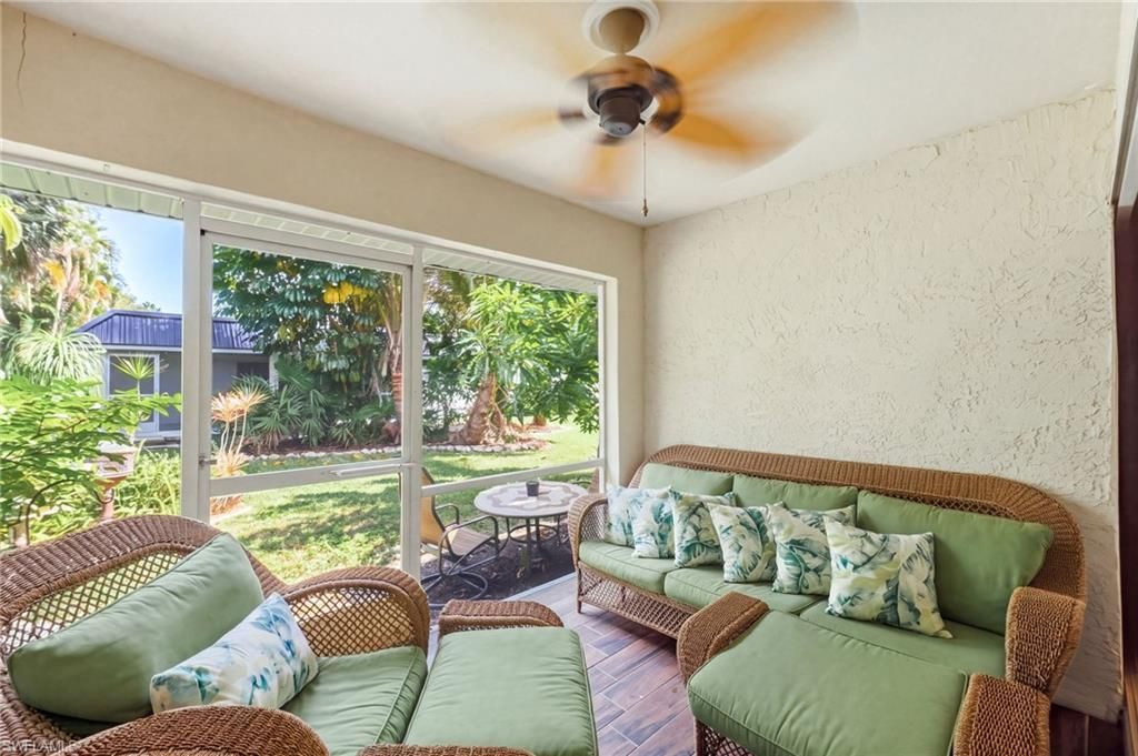 220 Lanchester Ct, Unit 32, Naples, FL 34112 Photo