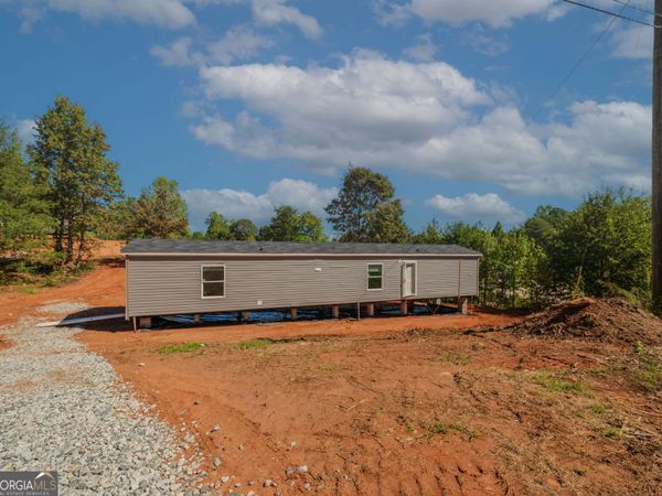 6050 Gumlog Road, Martin, GA 30557