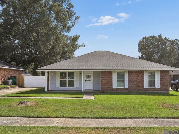 3552 Olive Ave, Zachary, LA 70791