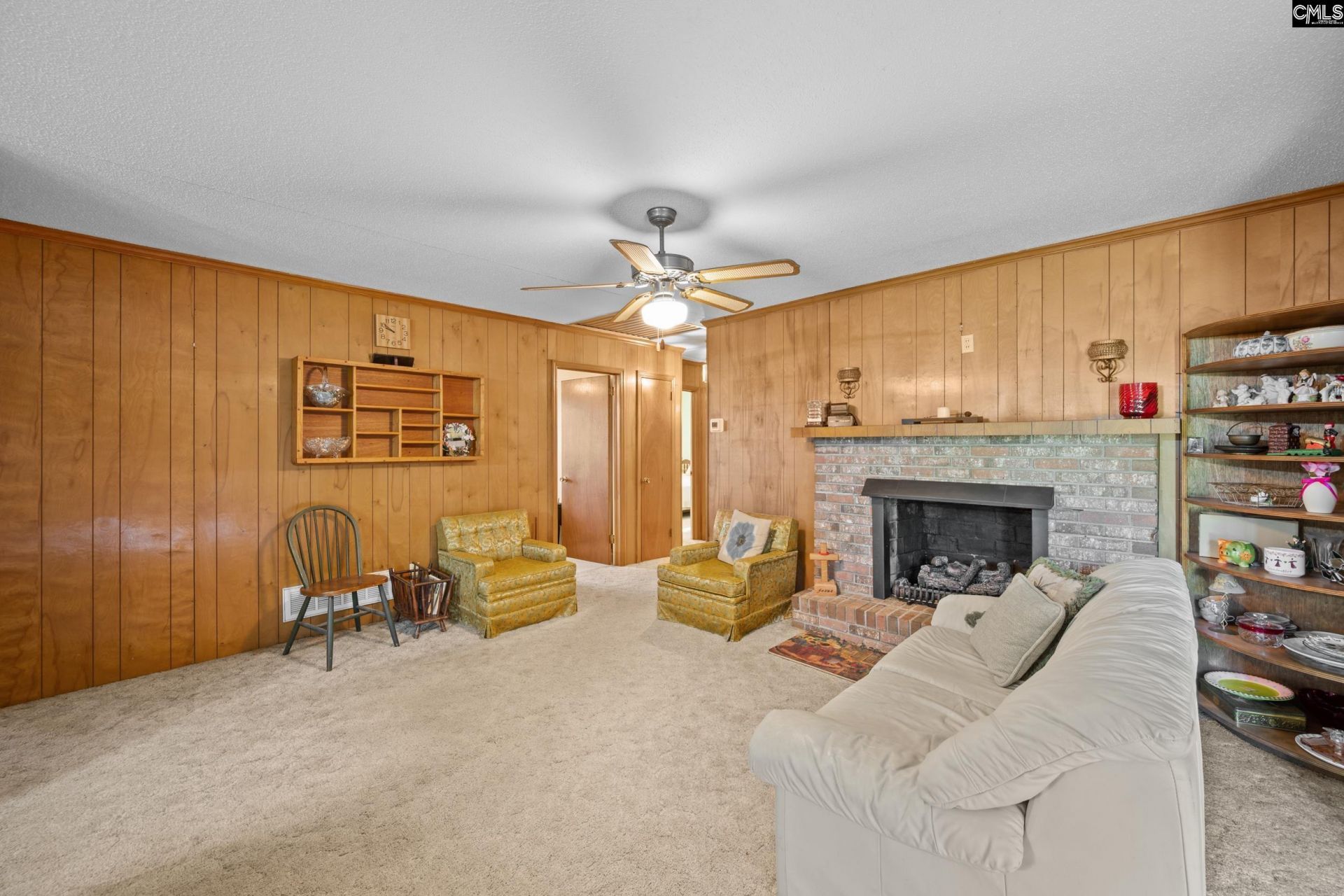 2430 Mineral Springs Road Photo 7